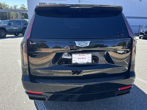 2024 Cadillac Escalade Sport