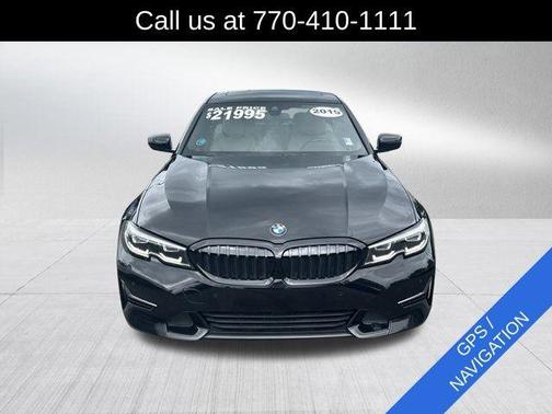 2019 BMW 330 i