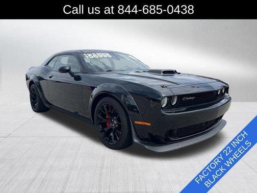 Pitch Black Clearcoat 2023 Dodge Challenger R/T Scat Pack