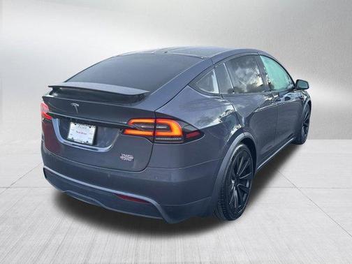 2022 Tesla Model X Plaid