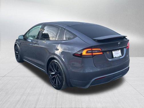 2022 Tesla Model X Plaid