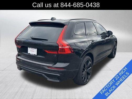 2024 Volvo XC60 B5 Ultimate Black Edition