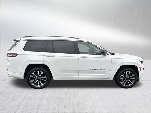 2022 Jeep Grand Cherokee L Overland