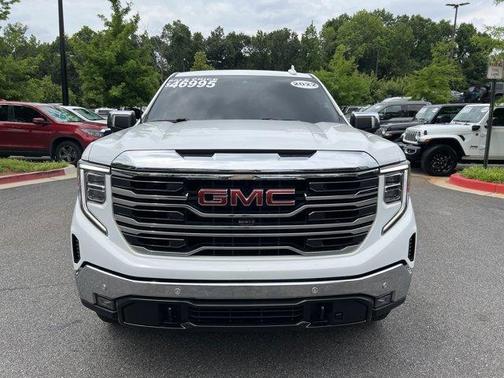 Summit White 2022 GMC Sierra 1500 SLT