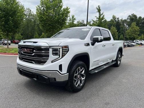 Summit White 2022 GMC Sierra 1500 SLT