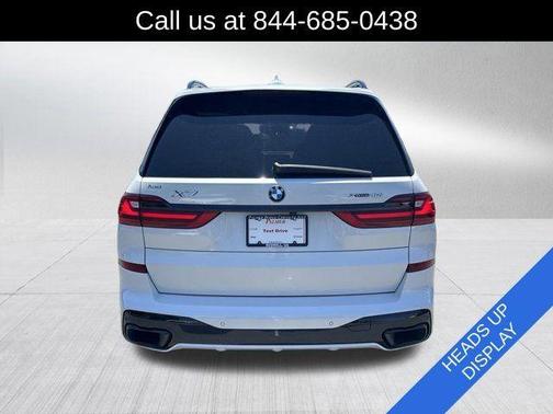 White Metallic 2020 BMW X7 xDrive40i
