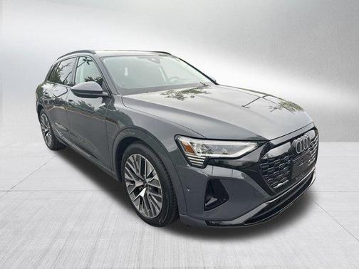 2024 Audi Q8 e-tron Premium