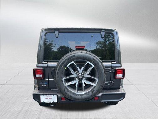 2025 Jeep Wrangler 4xe Sport