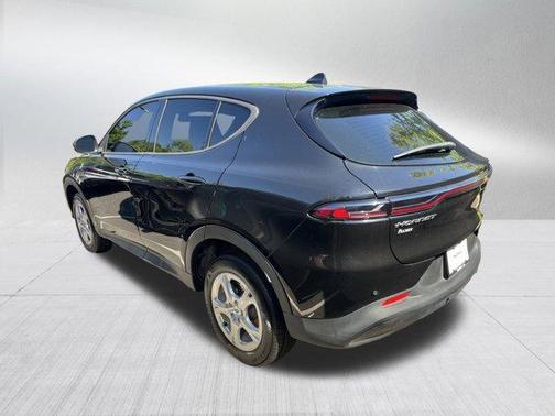 8 BALL 2024 Dodge Hornet GT