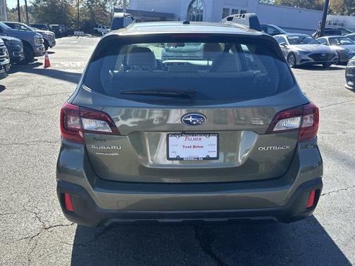 2019 Subaru Outback 2.5i