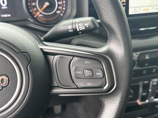 Granite Crystal Clearcoat Metallic 2025 Jeep Gladiator Sport