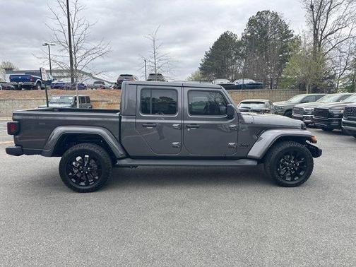 Granite Crystal Clearcoat Metallic 2025 Jeep Gladiator Sport