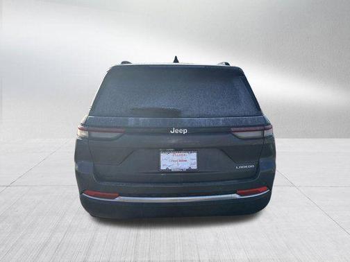 2025 Jeep Grand Cherokee Laredo X