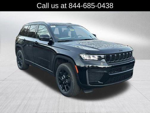 2026 Jeep Grand Cherokee Laredo