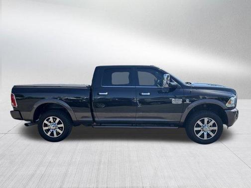 Brilliant Black Crystal Pearlcoat 2018 RAM 2500 Longhorn