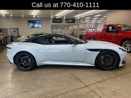 2019 Aston Martin DBS Superleggera