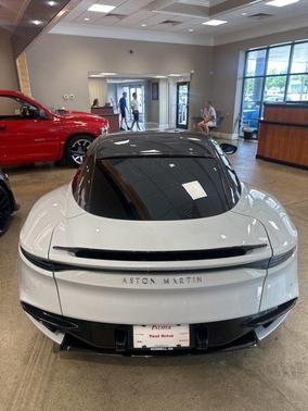2019 Aston Martin DBS Superleggera