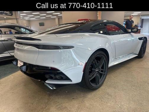 2019 Aston Martin DBS Superleggera