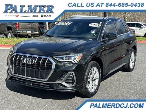 2022 Audi Q3 45 S line Premium