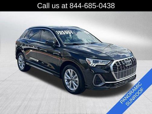 2022 Audi Q3 45 S line Premium