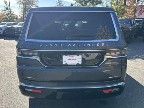 2022 Jeep Grand Wagoneer Series II