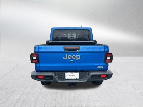 2022 Jeep Gladiator Overland