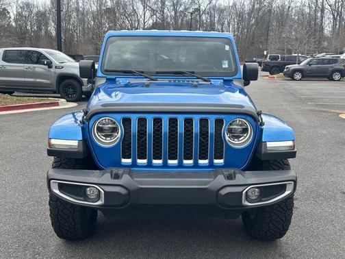 2022 Jeep Gladiator Overland