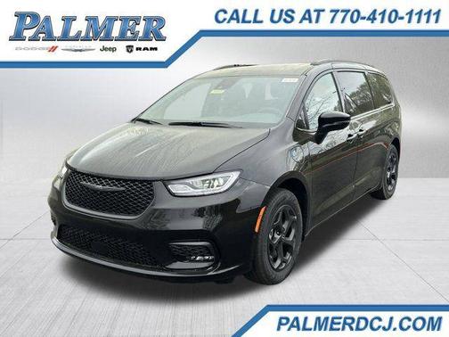 2025 Chrysler Pacifica Hybrid Select