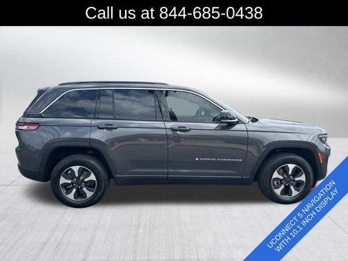 Metallic 2024 Jeep Grand Cherokee 4xe Base