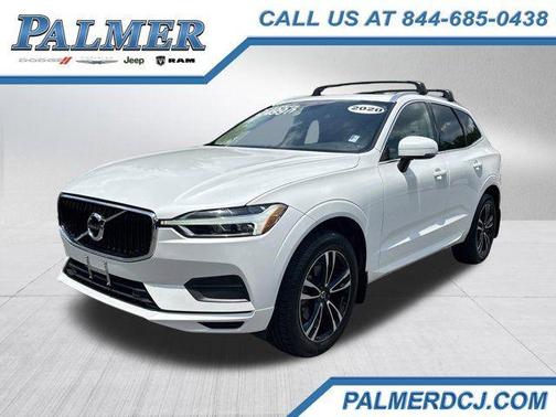 Crystal White 2020 Volvo XC60 T5 Momentum