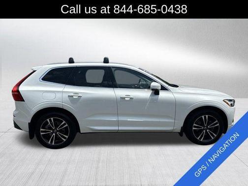 Crystal White 2020 Volvo XC60 T5 Momentum