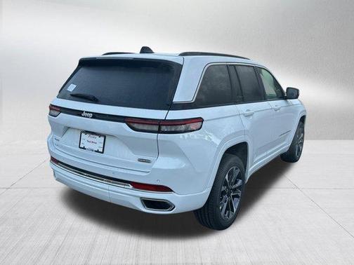2025 Jeep Grand Cherokee Overland