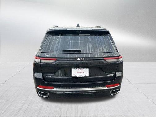 2024 Jeep Grand Cherokee Summit