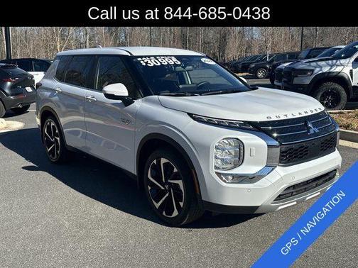 2024 Mitsubishi Outlander PHEV SE