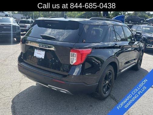 Black Metallic 2022 Ford Explorer XLT
