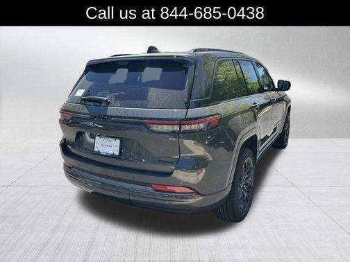 Metallic 2026 Jeep Grand Cherokee Summit