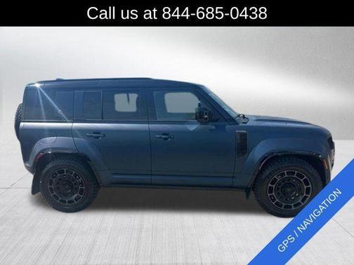 2026 Land Rover Defender V8