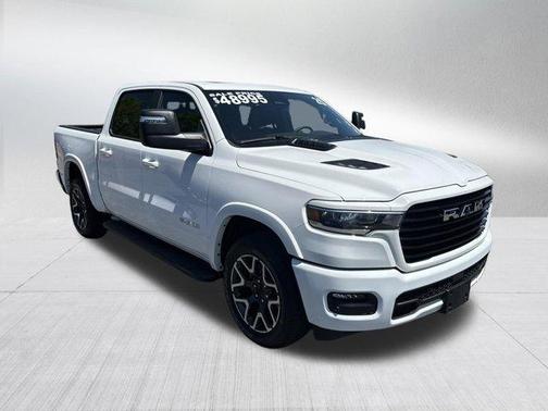 Bright White Clearcoat 2025 RAM 1500 Laramie