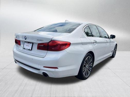 White Metallic 2017 BMW 530 i xDrive