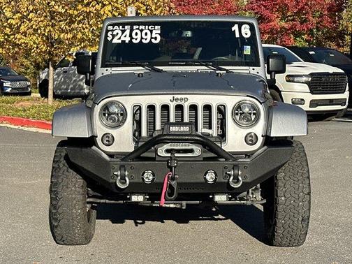 2016 Jeep Wrangler Unlimited Sahara