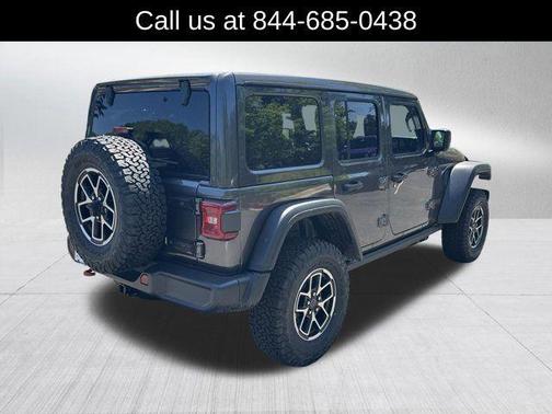 Granite Crystal Clearcoat Metallic 2026 Jeep Wrangler Rubicon