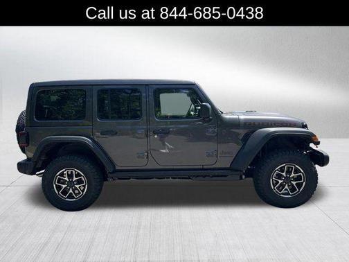 Granite Crystal Clearcoat Metallic 2026 Jeep Wrangler Rubicon