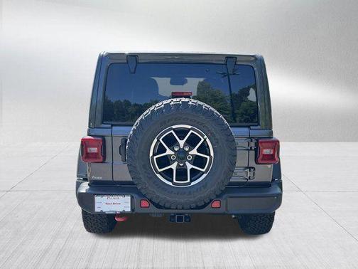 Granite Crystal Clearcoat Metallic 2026 Jeep Wrangler Rubicon