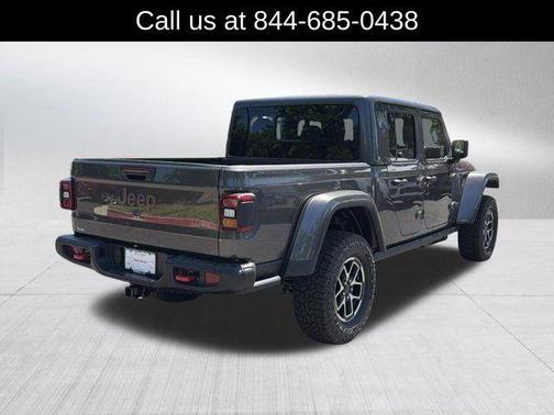 Granite Crystal Clearcoat Metallic 2026 Jeep Gladiator Rubicon