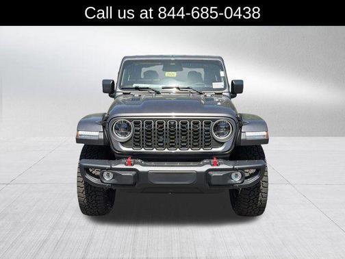 Granite Crystal Clearcoat Metallic 2026 Jeep Gladiator Rubicon