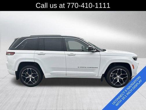 2022 Jeep Grand Cherokee Summit