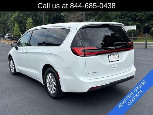 Bright White Clearcoat 2023 Chrysler Pacifica Touring-L