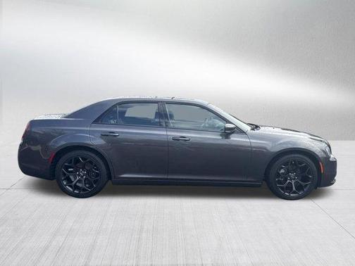 2019 Chrysler 300 S