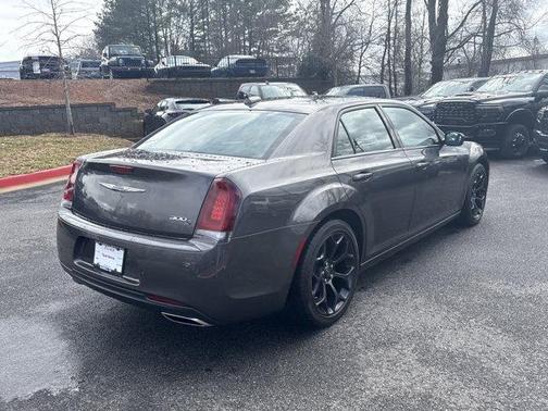 2019 Chrysler 300 S