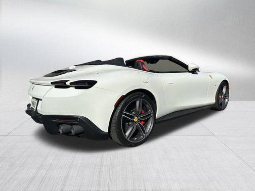 2024 Ferrari Roma Spider Base